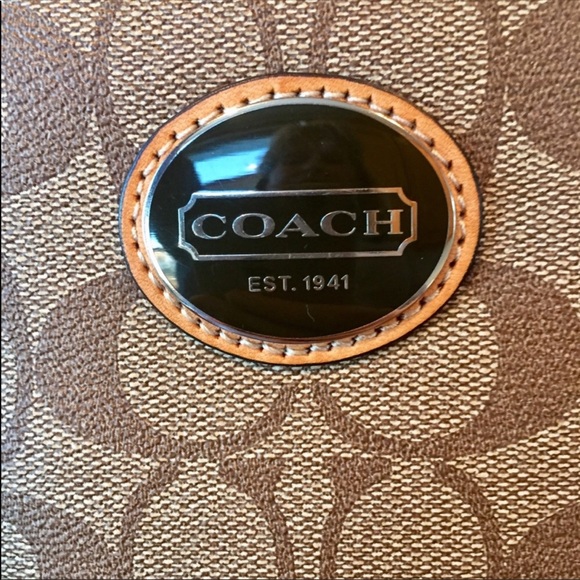 Coach purse - Picture 5 of 7
